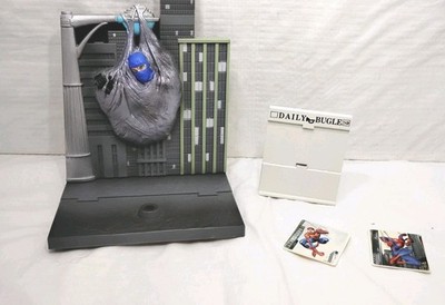 Toy Biz 2004 Marvel Spider-Man Snap-Shot Display Base Only 