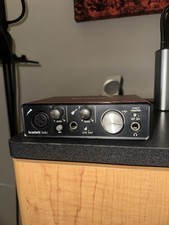 Focusrite Scarlett Solo 2nd Gen USB Audio Interface Phantom Power Direct Monitor