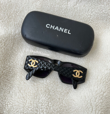 小物 VINTAGE CHANEL sunglasses with CC logo s-l400.jpg