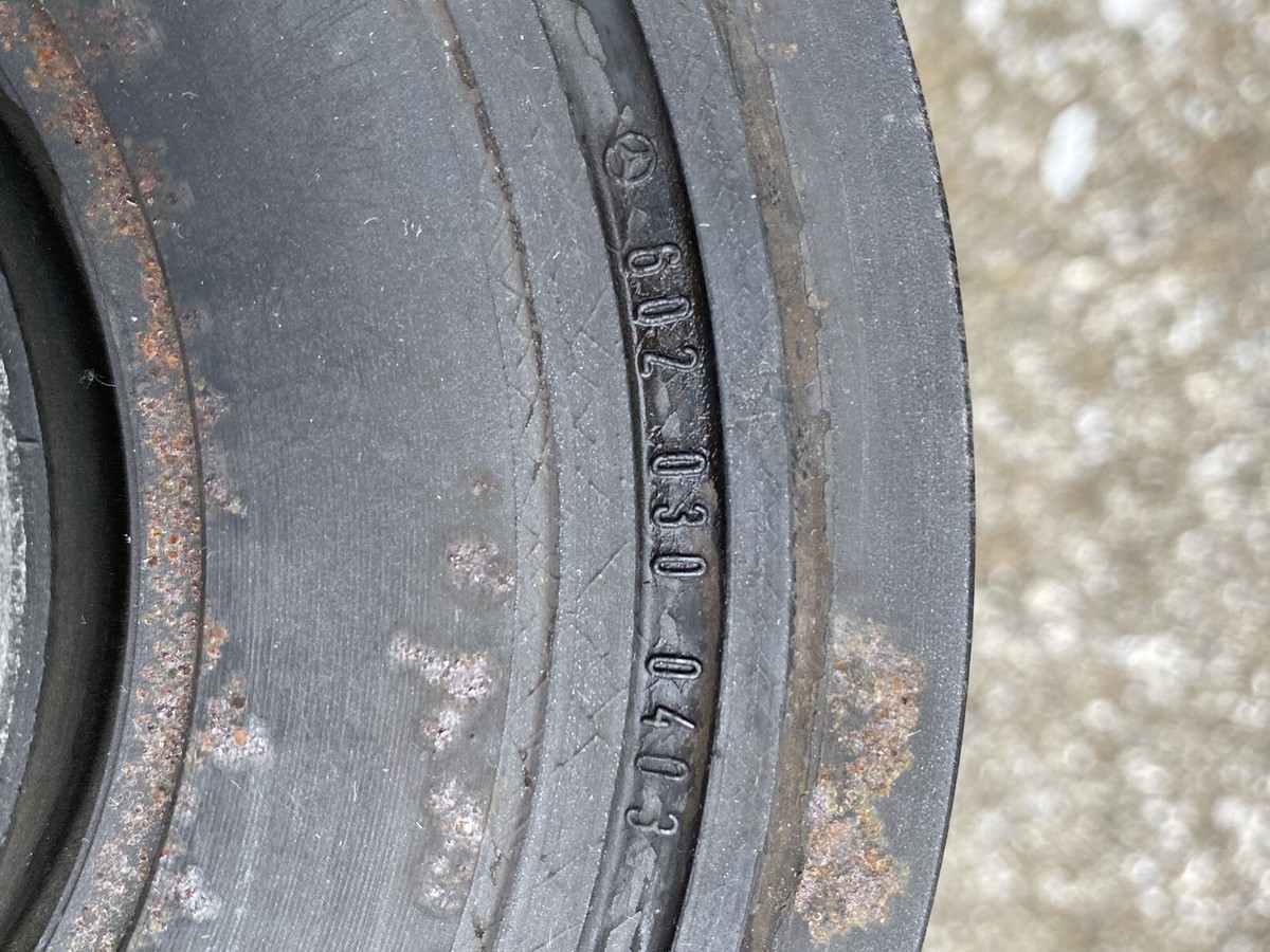 その他 Y12 Mercedes Benz. W124. Engine Harmonic Balancer. 602-030-04-03