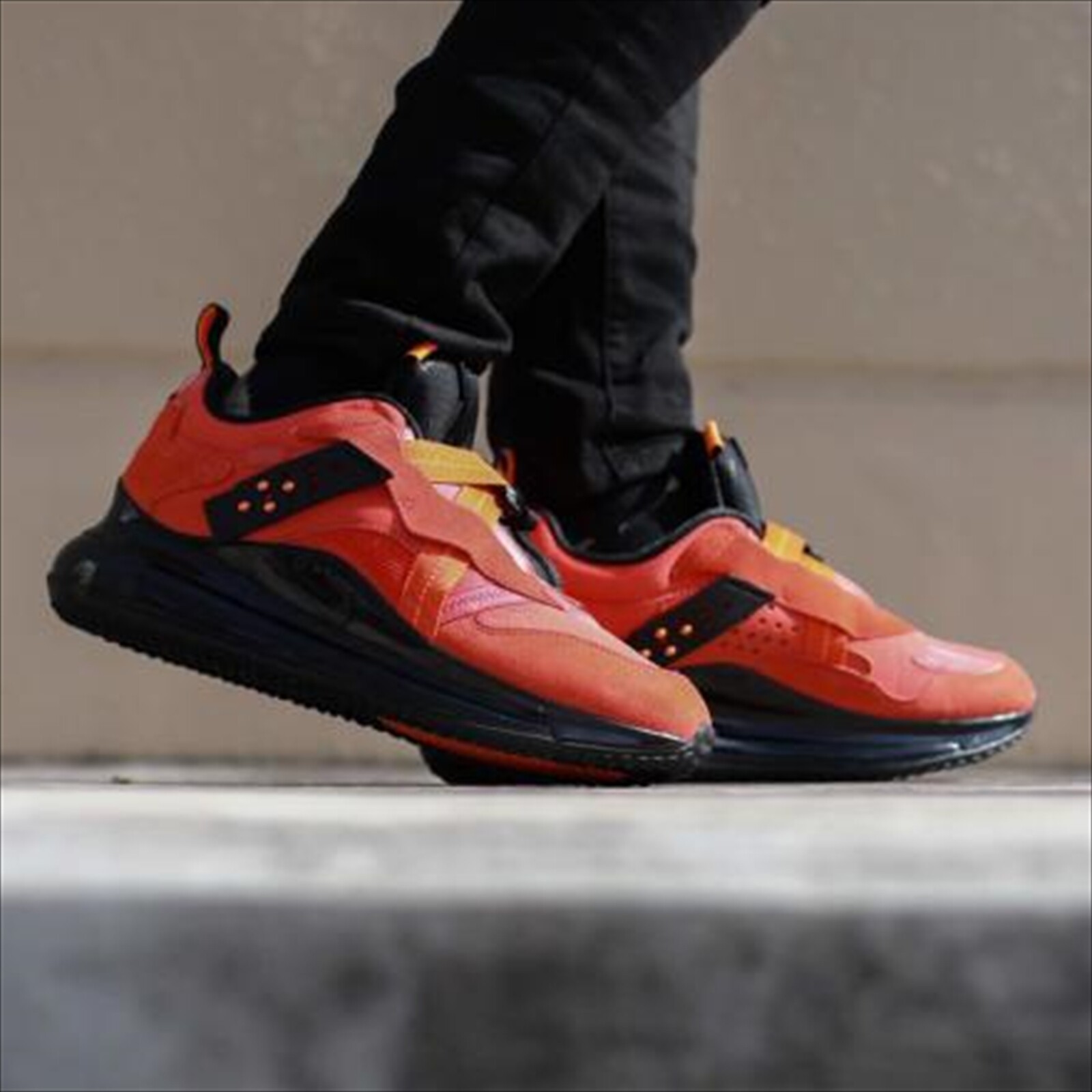 NIKE AIR MAX 720 OBJ SLIP TEAM ORANGE 