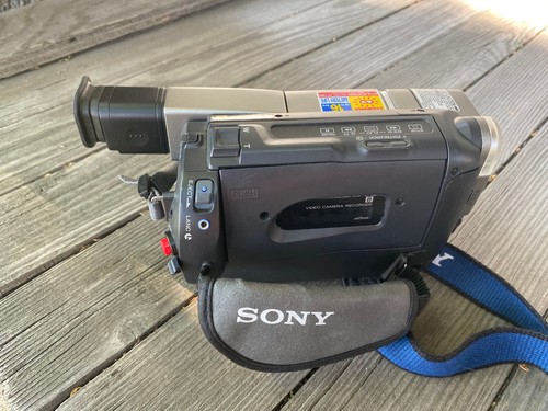 Vintage Sony Handycam Vision CCD-TRV57 Camera Very Nice Condition Tested Working - Picture 8 of 11