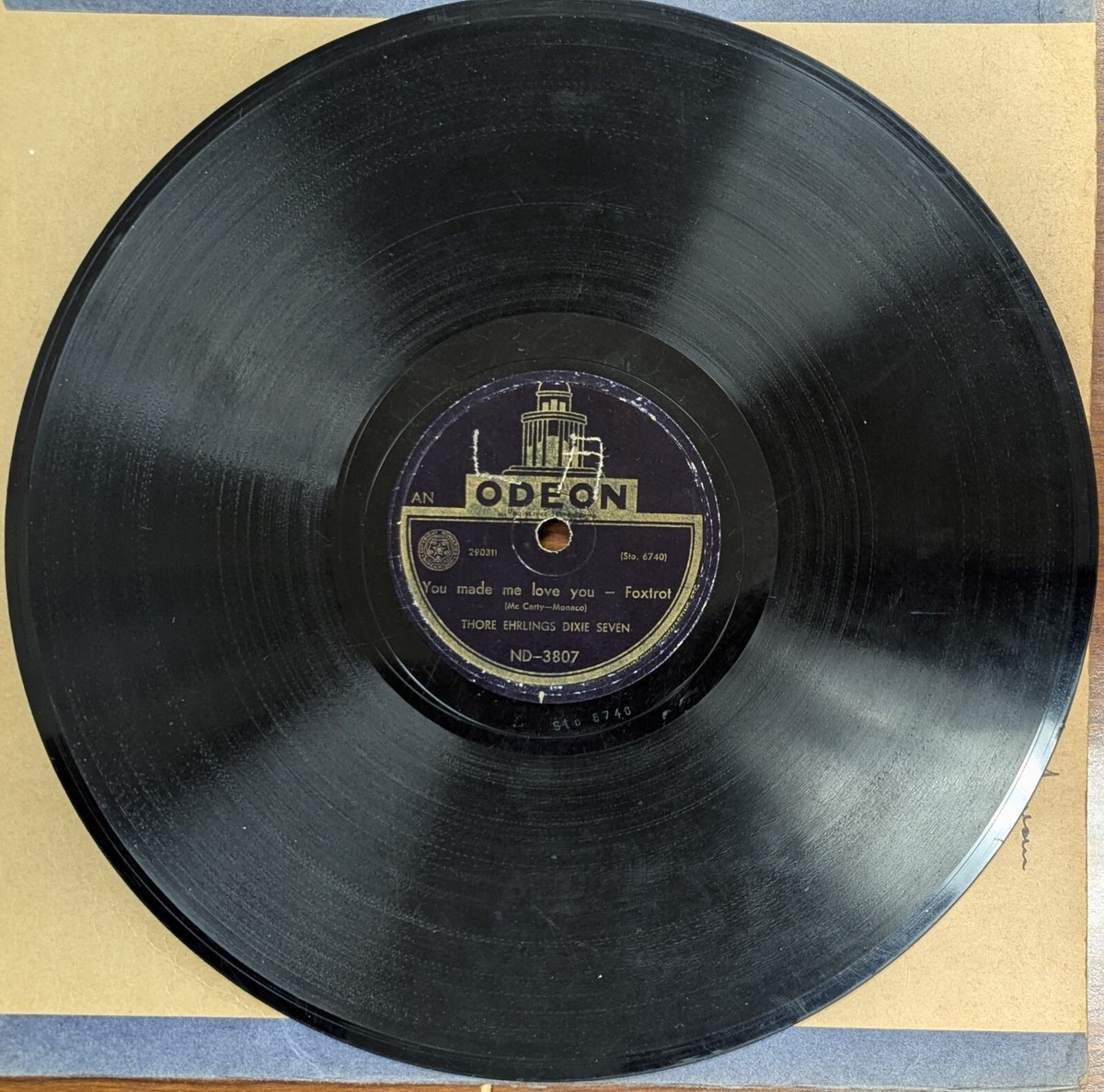 レコード THORE EHRLING - You made me/Them There Eyes 78rpm Shellac Record