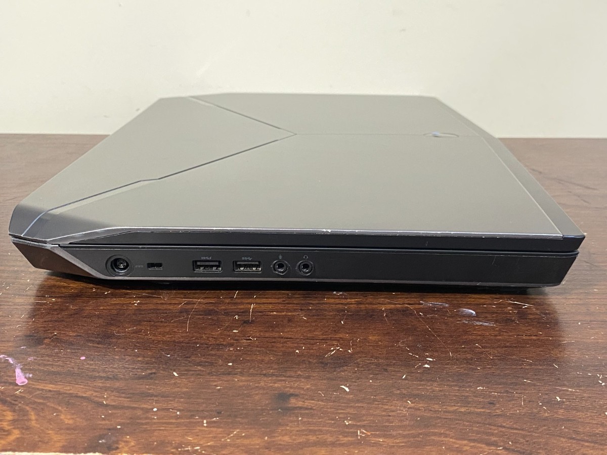 Alienware 17 R2 17.3 FHD i7-4710HQ 16GB 512GB/SSD+1TB/HDD GTX970M 