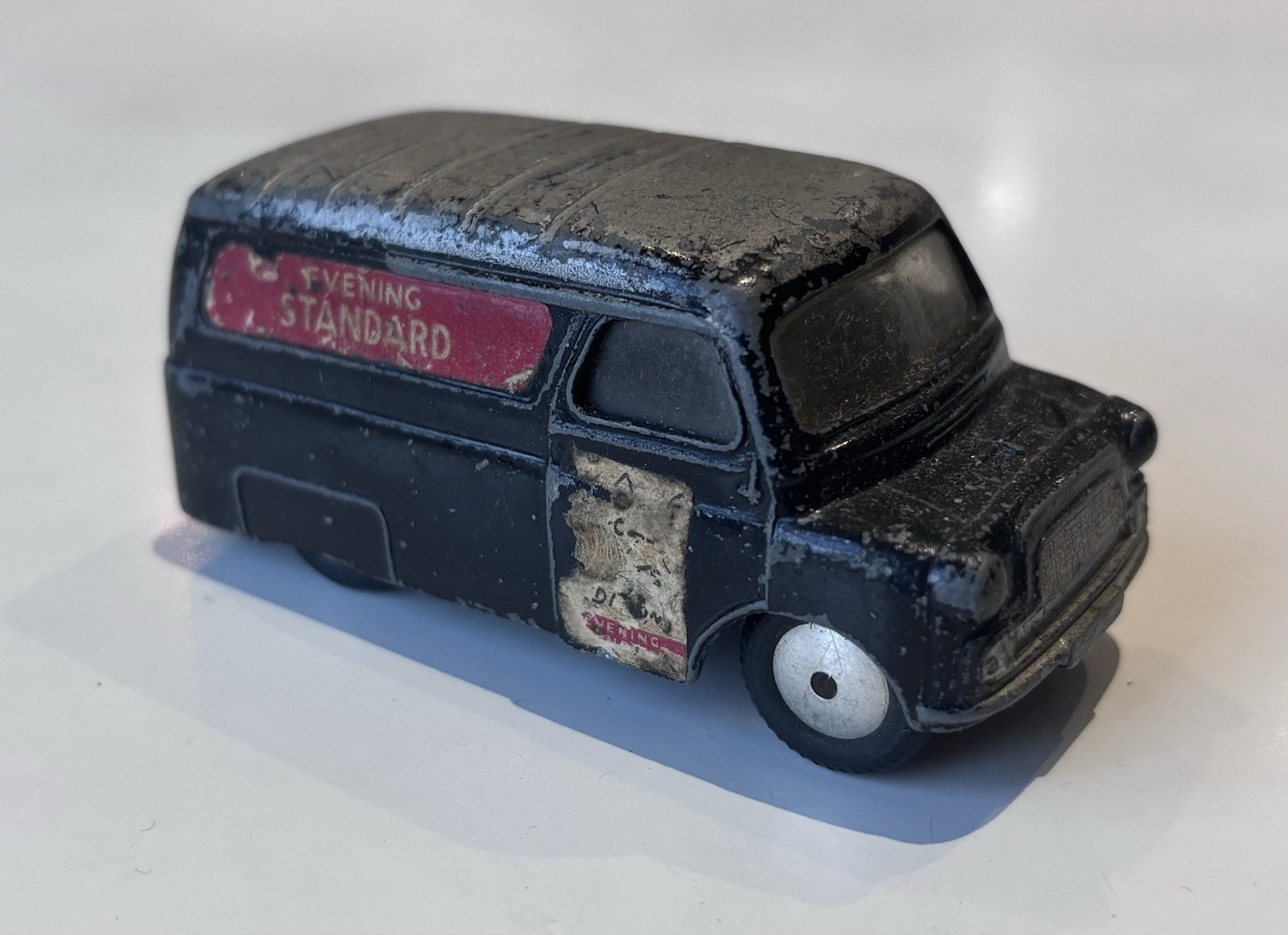 CORGI TOYS 405 BEDFORD UTILECON A.F.S
