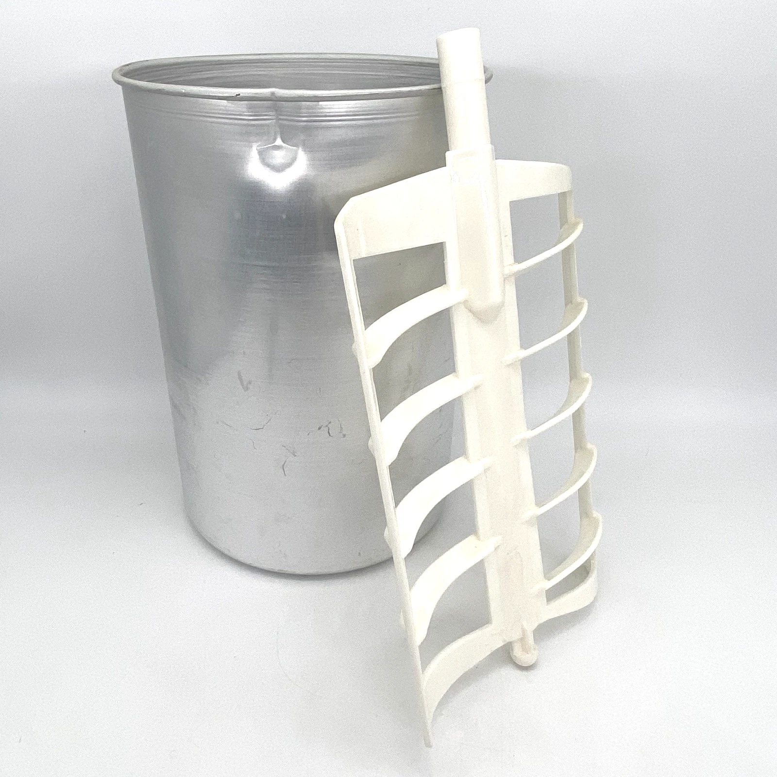 Rival 8401 Compatible 4 Quart Ice Cream Maker Replacement Canister Paddle Parts