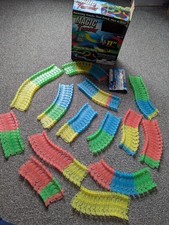 Magic Tracks Glows In The Dark track only no cars