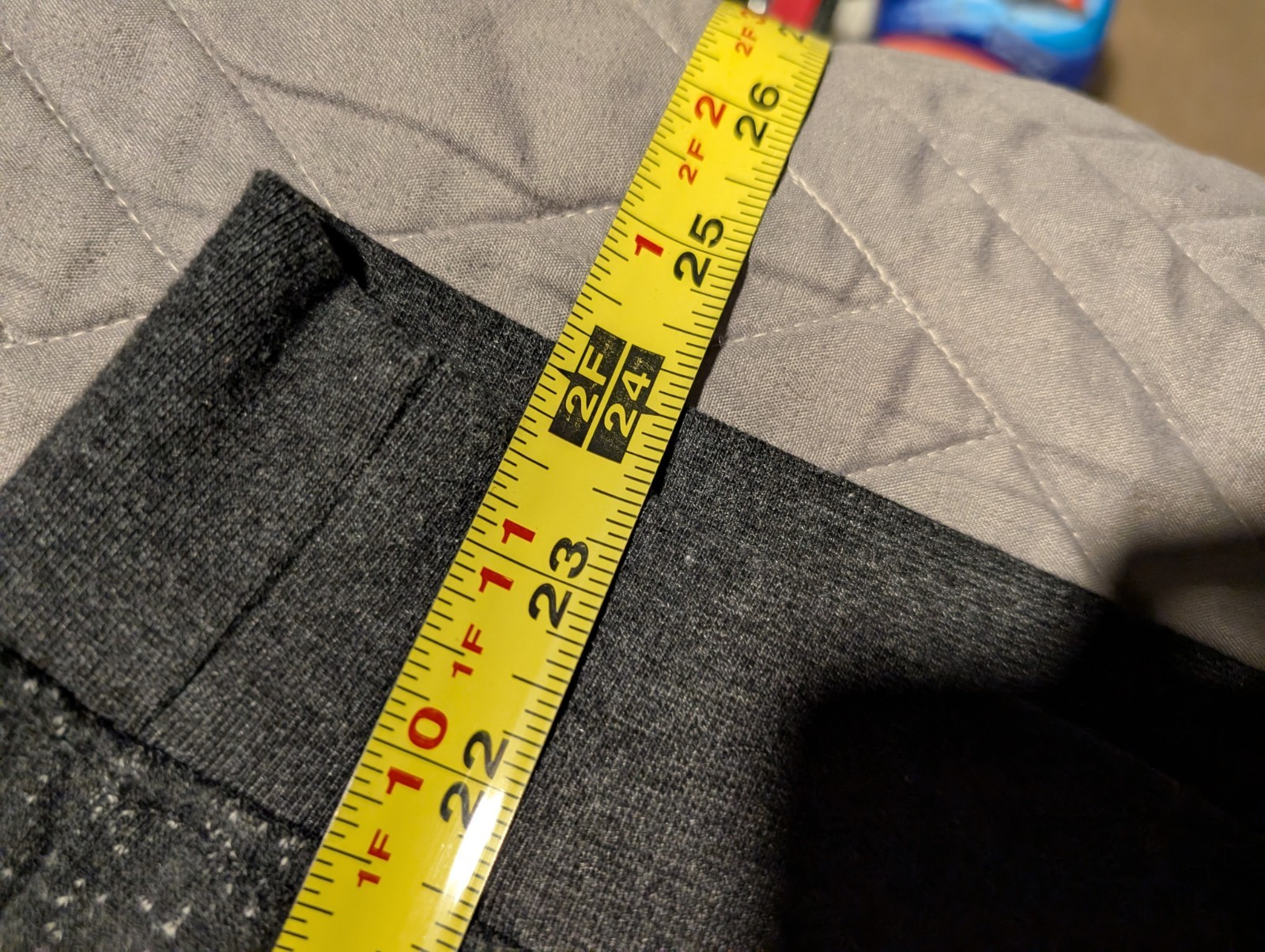 Felpa con cappuccio media Ford Mustang spellout logo pony nero e blu pony