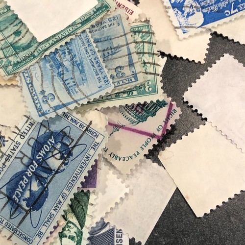 Vintage US Postage Stamps Postmarked Set of 200+ Crafting Scrapbooking Collect - Picture 2 of 9