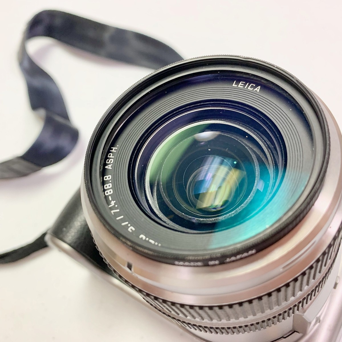 Panasonic LUMIX DMC-FZ30 8.0MP Digital Camera - Silver *FOR PARTS