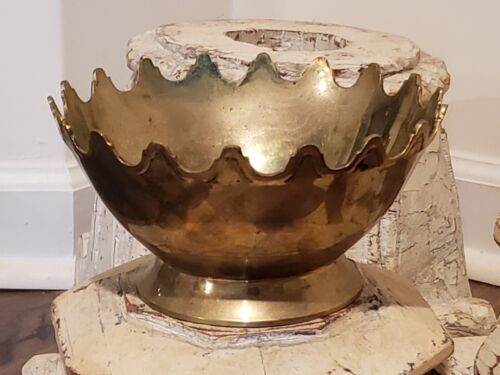 Vintage Solid Brass Planter w/ Scalloped Rim, Boho Great Aged Patina  - Picture 1 of 4