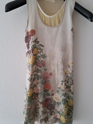 Kleid mit Rosenmotiv, fein, Größe 36, zweiteilig, Seide, Hinterteil aus Wolle