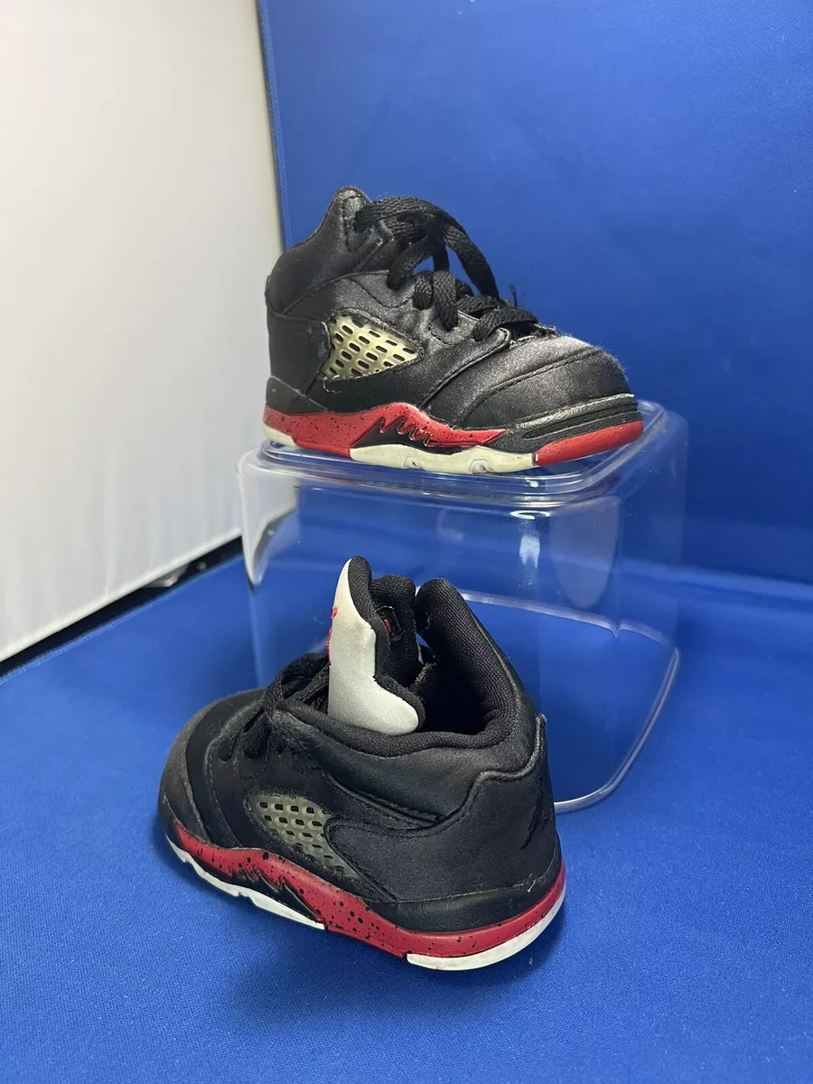 Toddler size hotsell 5 jordans