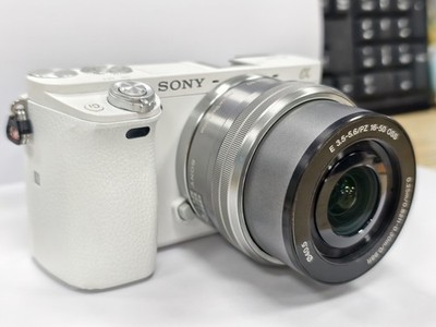 Sony Alpha A6000 24.3MP 3.0-Inch LCD Digital Camera w/16-50mm Lens
