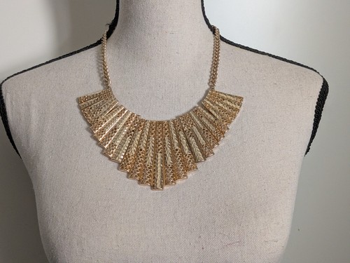 Vintage Signed ICING Gold tone Metal Bib Necklace 1990s Fashion - Picture 3 of 9