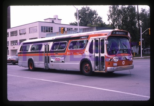 LONDON BUS SLIDE: LT #135 GMC NEW LOOK ROUTE 7 (1993 ORIGINAL)
