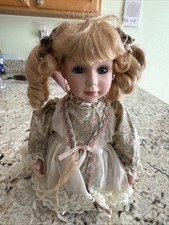 Show Stoppers Porcelain Doll Loving Sisters In Excellent Condition No Box Rare