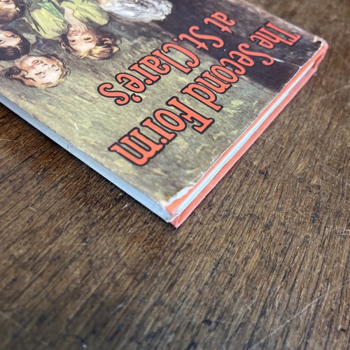 Enid Blyton, Second Form at St. Clare's 6th Edition UK HB D/J 1949 Methuen - Bild 20 von 24