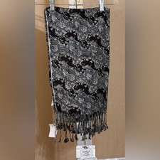 Paisley Patterned Scarf with Fringe NWT