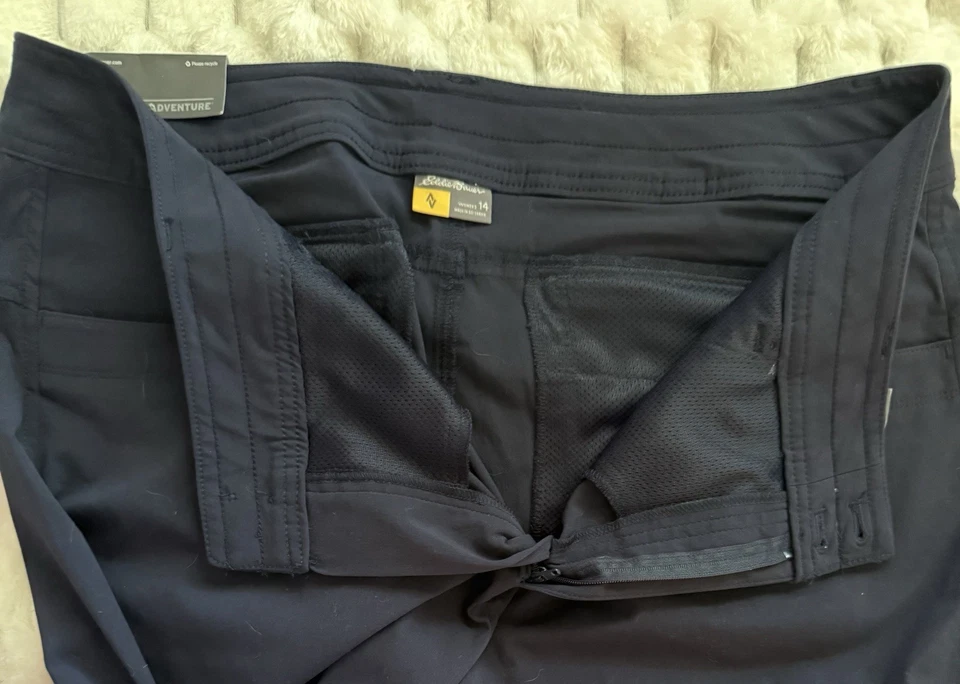 Pantalones enrollables Eddie Bauer para mujer Sightcape Horizon talla 14R azul marino ligeramente curvilíneos Foto 3 de 4