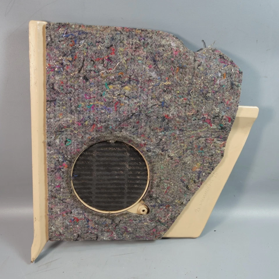 88-93 BMW E30 3-Series Convertible Right Front Kick Trim Panel Natur Beige OEM — 第 3/4 张图片