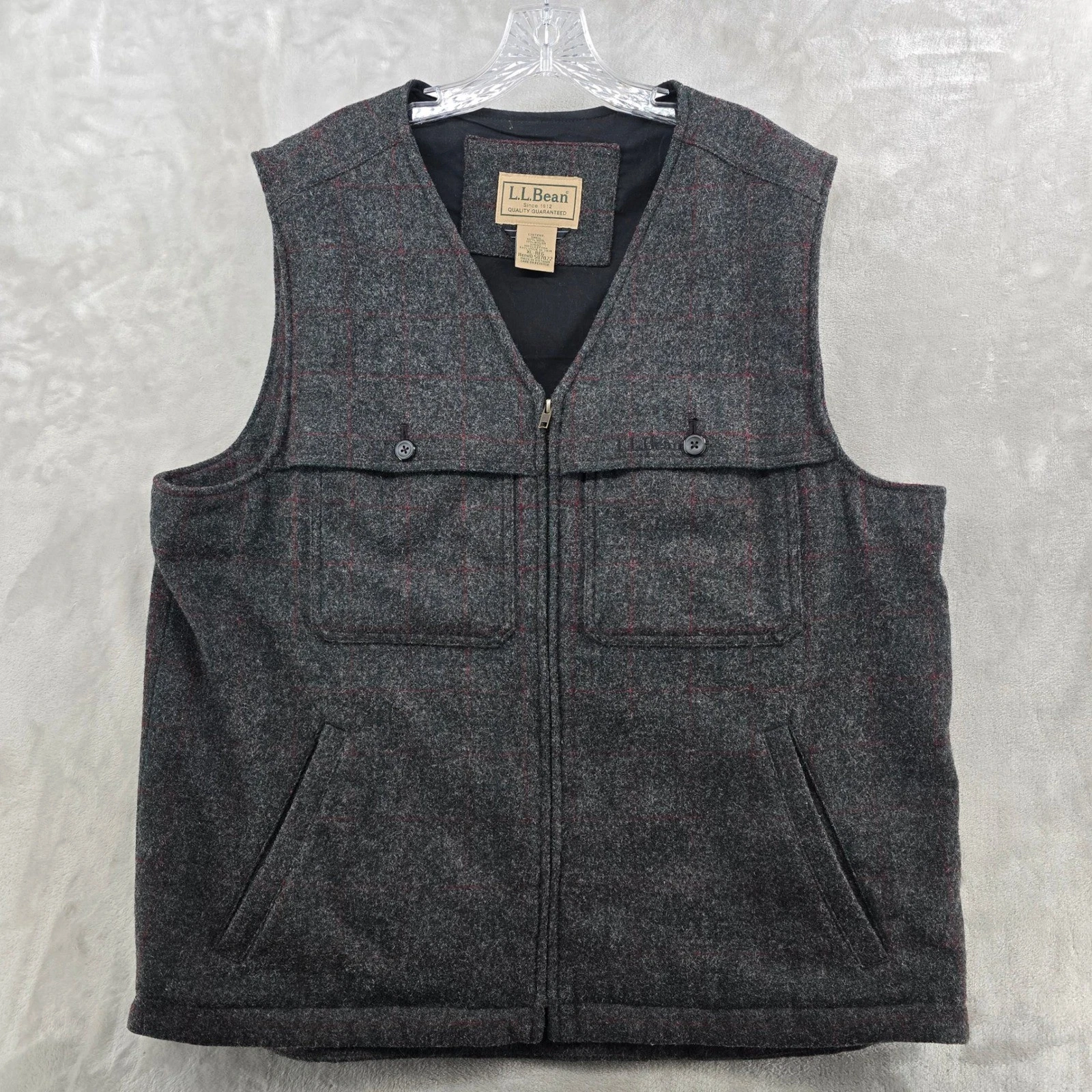 LL Bean Vest Mens XL Gray Red Plaid Wool Blend Full Zip Pockets Outdoors