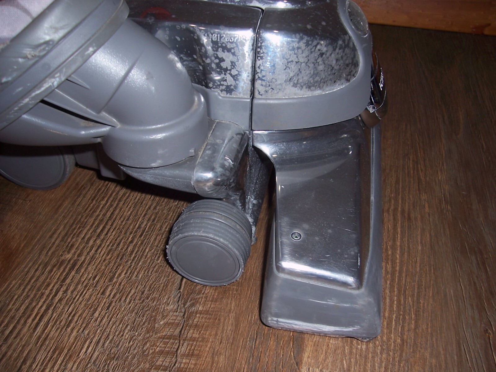 KIRBY SENTRIA G10D UPRIGHT SELF PROPELLED VACUUM CLEANER W/ CADDY