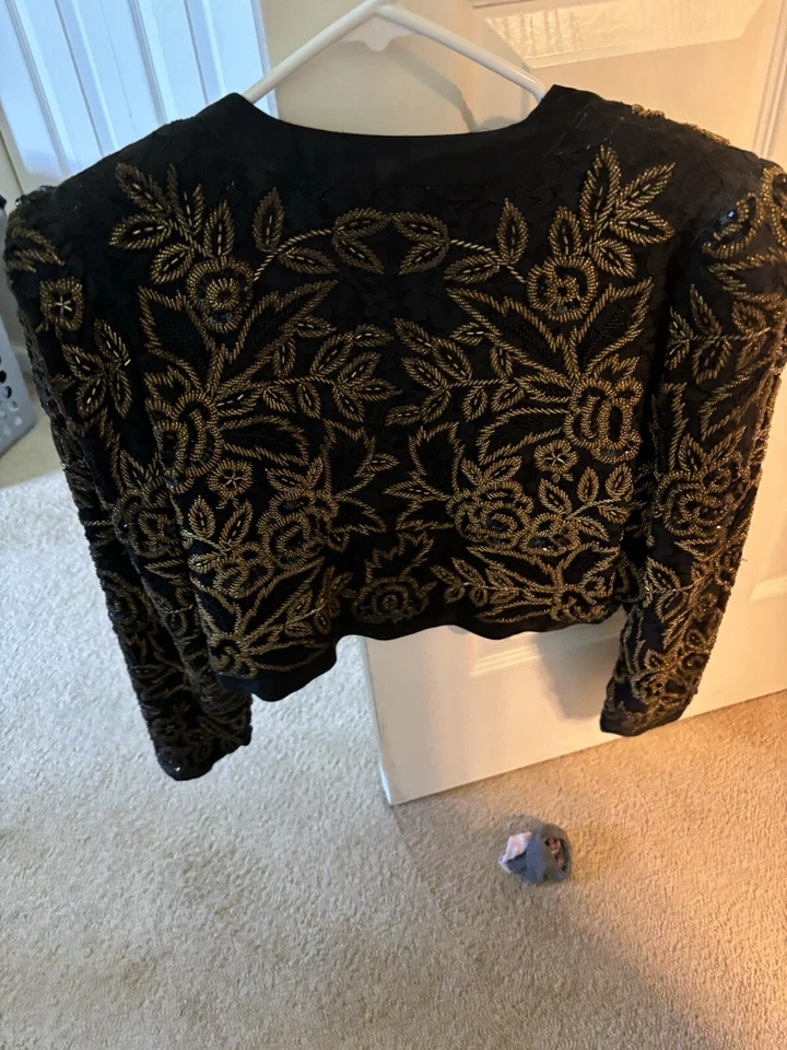 Chaqueta corta vintage de seda con cuentas Diane Freis. Perfecto para casual o elegante. Foto 2 de 4