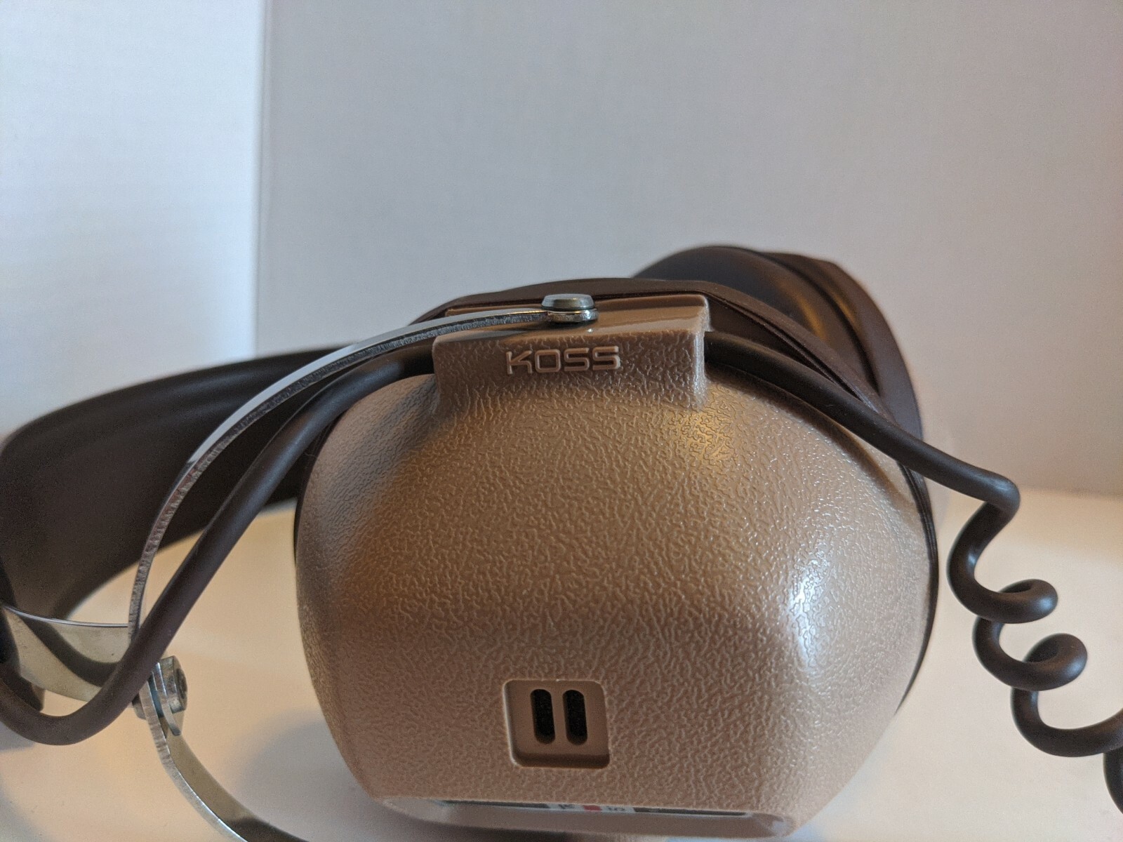 Vintage KOSS Realistic Custom Pro Stereo Headphones Bass Port Pro25