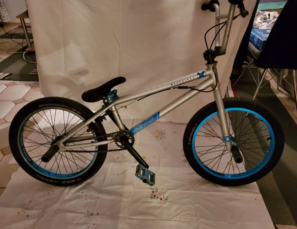 KHE BMX Zoll CrMo-Stahl 10.2 KG Silber Blau Einsteiger für Tricks und Street