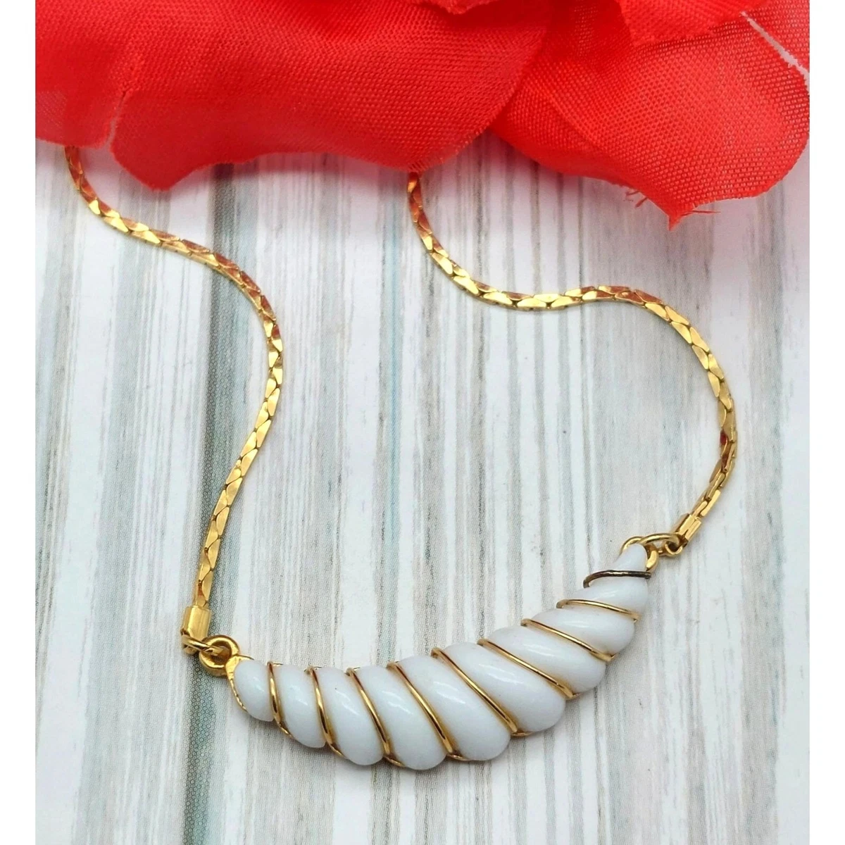 Avon Gold Tone Necklace Dainty Lay Flat Cobra Chain White Twist