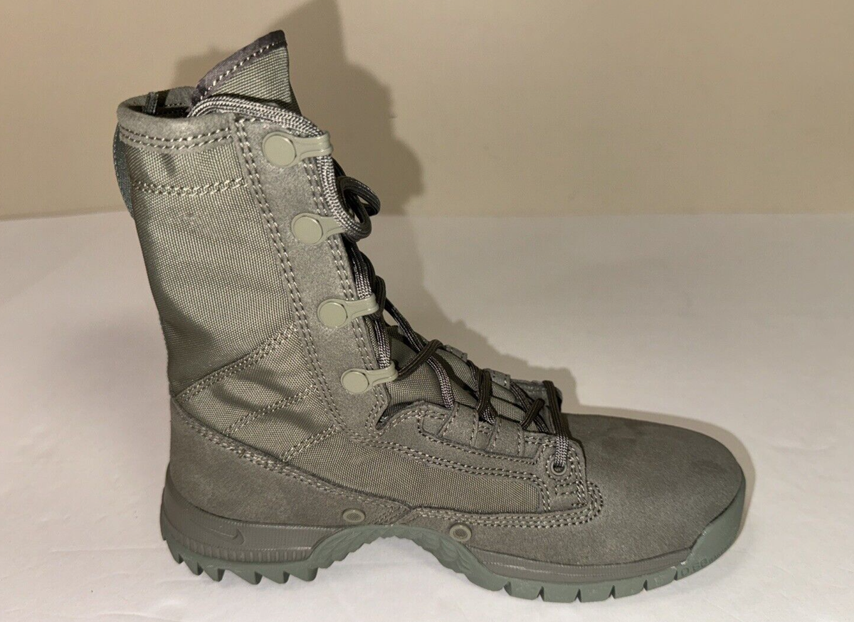 Nike SFB Field 8