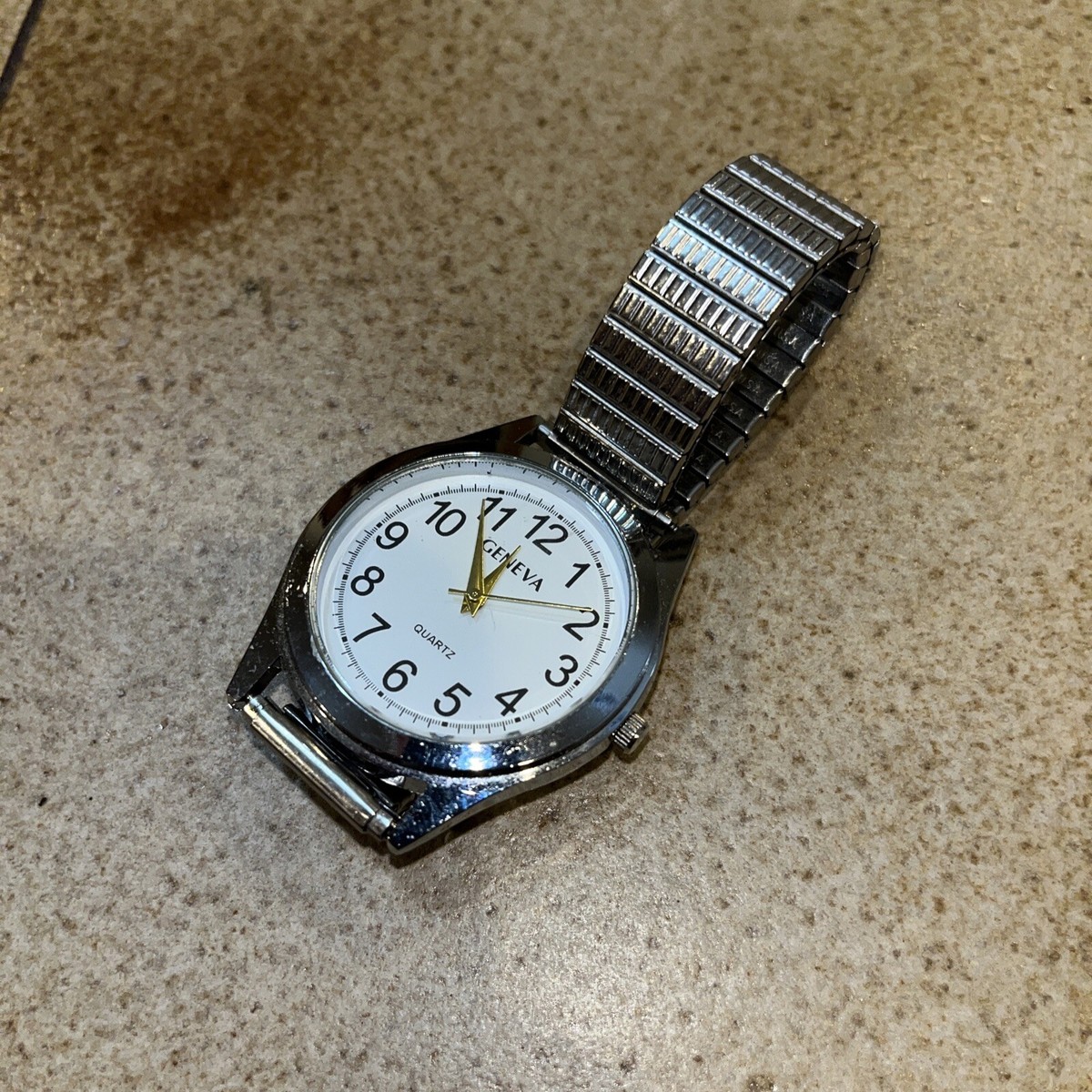 Geneva Quartz Watch Silver 40mm Stainless Steel Band Analog Model 7849 Runs  Good