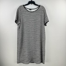 Vince Camuto Shift Dress Women’s Black White Striped Size 2X Stretchy