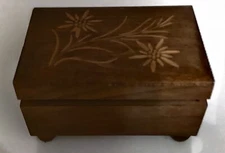 Small Vtg Thorens Wood Floral Carved Music Box"Emmenthalerlied" Song Switzerland