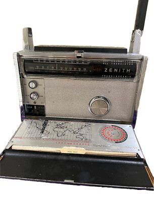 Vintage Zenith Transoceanic Radio Royal 3000-1