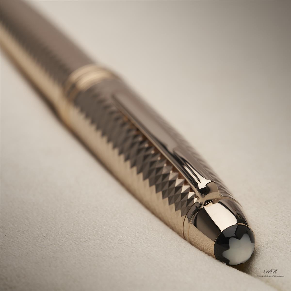 Montblanc Solitaire Geometric Dimension Le Grand Fountain Pen ID 105990