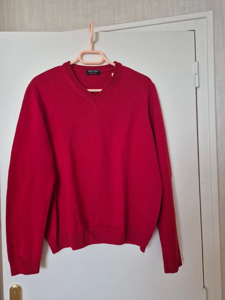 Saint James pull homme col V .Rouge .Taille L - Photo 1/4