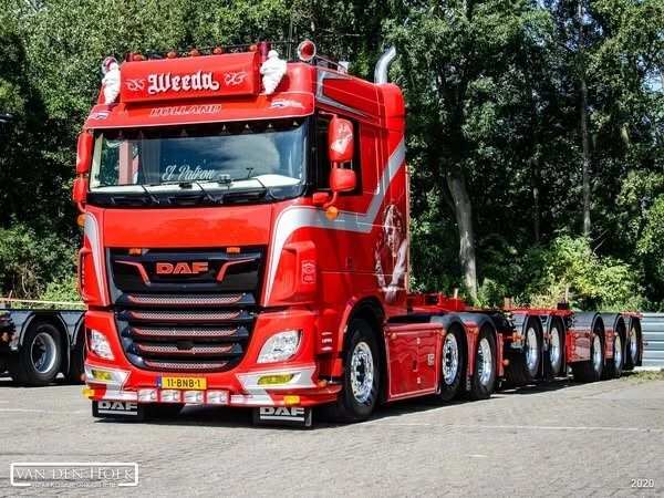 WSI 01-3628 DAF XF Trattore 6X2 & Rimorchio Combi 2 +3 Assi + 2 X 20 FT WEEDA - Immagine 3 di 4