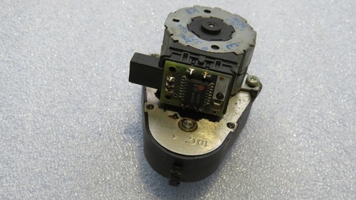 BMW 3er E46 - Stellmotor Heizung Klima / Heater Vent Actuator 8370564 BEHR 17257