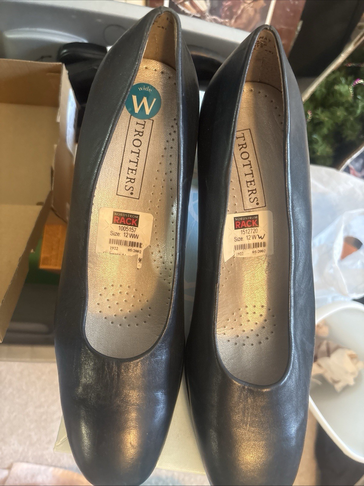 Trotters Women's BLACK HEELS SIZE 12w