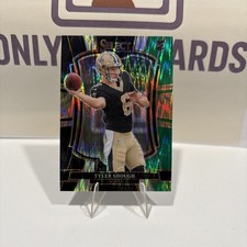 2025 Panini Select - Premier Level Tyler Shough #141 Black & Green Shock Prizm