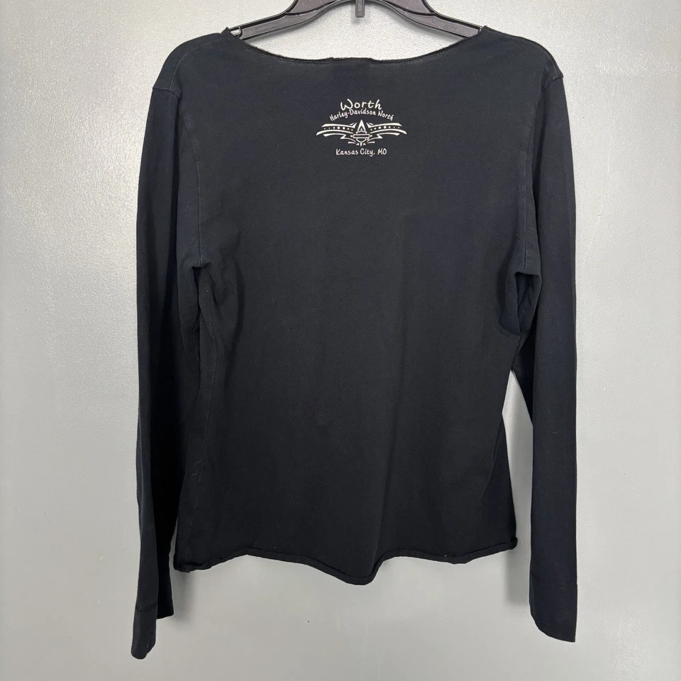 Harley Davidson Women’s Black Scoop Neck Long Sleeve Near Vintage Worth Kansas - Image 3 of 4