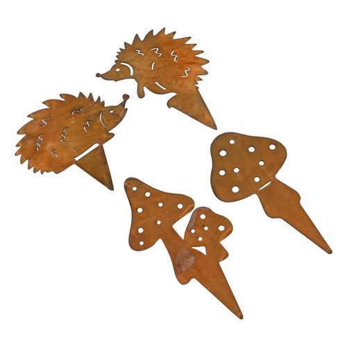 Unique 4PCS Decorative Garden Stakes Featuring Hedgehogs and Mushrooms - Picture 17 of 17