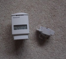 Honeywell Evohome HR80UK Wireless Thermostat Radiator Controller TRV
