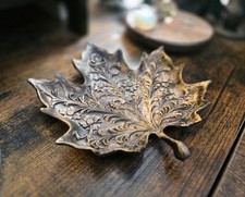 Ornate Leaf Tray Keys & Money dish knick knacks bowl stunning decor