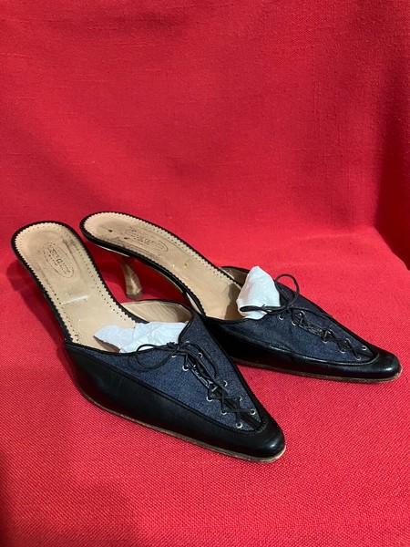 Vintage 1980's Gianni Versace black/grey 2 tone lace ups, made in Italy