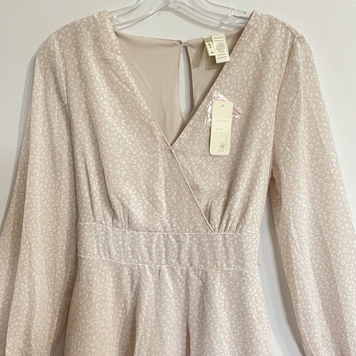 NWT Japna Long Sleeve Chiffon Surplice Neckline Dress Size M Animal Print Lined - Picture 2 of 8