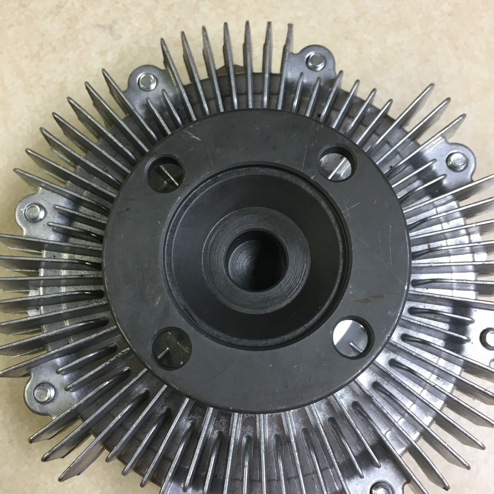 Engine Cooling Fan Clutch Fits 0507 Lexus GX470, LX470, 0509 Toyota 4