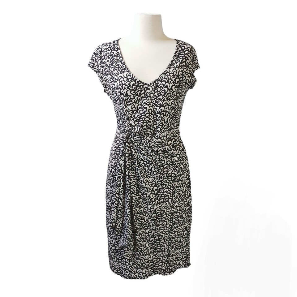 Leona Edmiston  Women Size 10 Black White Print  Faux Wrap Dress Cap Sleeves